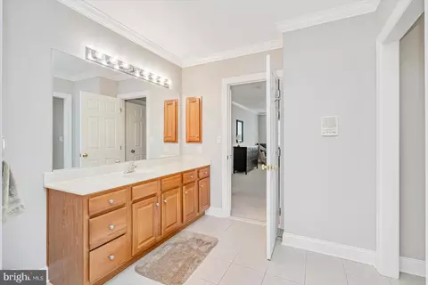 Bath - 1422 Burke Rd, Middle River, MD 21220 photo 5 of 6