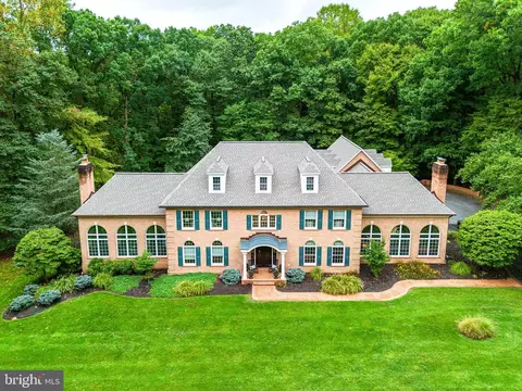 4009 Cloverland Dr, Phoenix, MD 21131