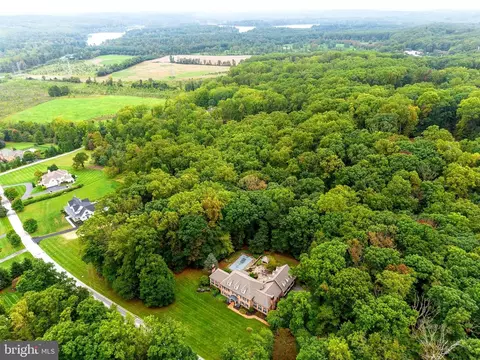 View/Area - 4009 Cloverland Dr, Phoenix, MD 21131 photo 4 of 5
