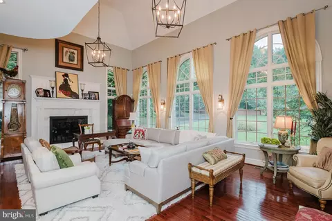 Living - 4009 Cloverland Dr, Phoenix, MD 21131 photo 1 of 3
