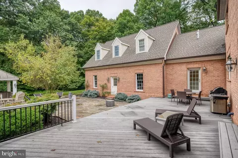 Exterior - 4009 Cloverland Dr, Phoenix, MD 21131 photo 9 of 17
