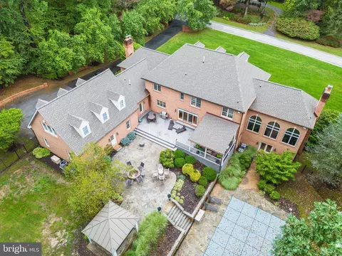 View/Area - 4009 Cloverland Dr, Phoenix, MD 21131 photo 3 of 5