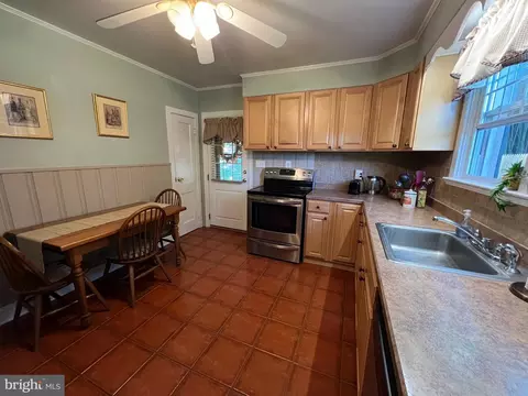 Kitchen - 2913 Paper Mill Rd, Phoenix, MD 21131 photo 1 of 2