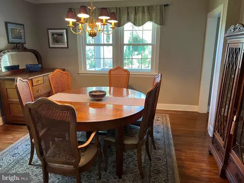 Dining - 2913 Paper Mill Rd, Phoenix, MD 21131 photo 1 of 2
