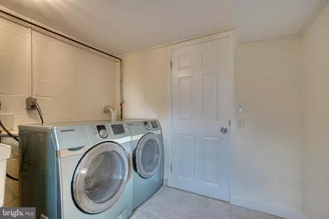 1411 Shefford Rd, Baltimore, MD 21239 photo 30