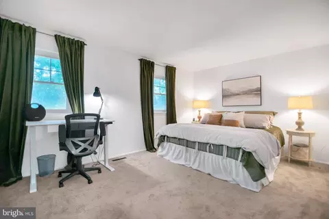 Bedroom - 5625 Selford Rd, Halethorpe, MD 21227 photo 7 of 7