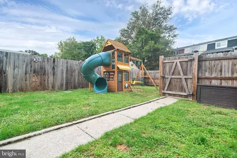 Exterior - 5625 Selford Rd, Halethorpe, MD 21227 photo 7 of 7