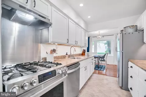 Kitchen - 5625 Selford Rd, Halethorpe, MD 21227 photo 1 of 2