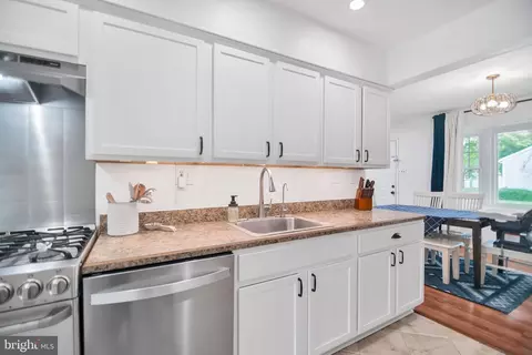 Kitchen - 5625 Selford Rd, Halethorpe, MD 21227 photo 2 of 2