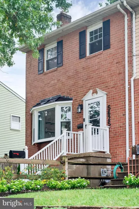 Exterior - 5625 Selford Rd, Halethorpe, MD 21227 photo 3 of 7