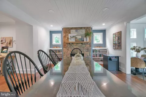 Dining - 1005 Francis Ave, Halethorpe, MD 21227 photo 4 of 5