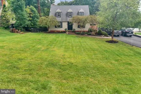 Exterior - 1005 Francis Ave, Halethorpe, MD 21227 photo 3 of 17
