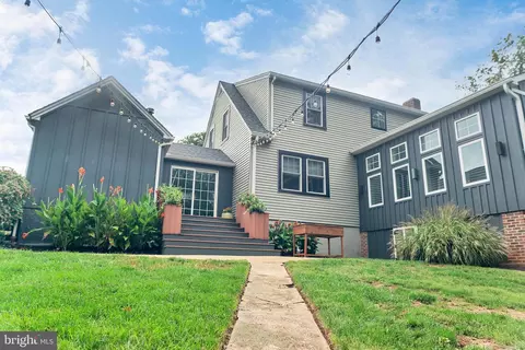 Exterior - 1005 Francis Ave, Halethorpe, MD 21227 photo 5 of 17