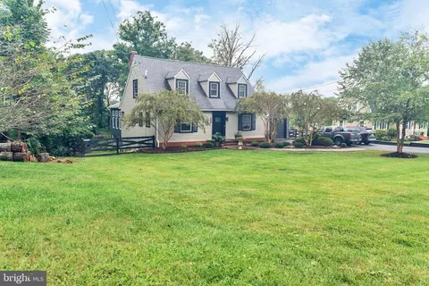 1005 Francis Ave, Halethorpe, MD 21227