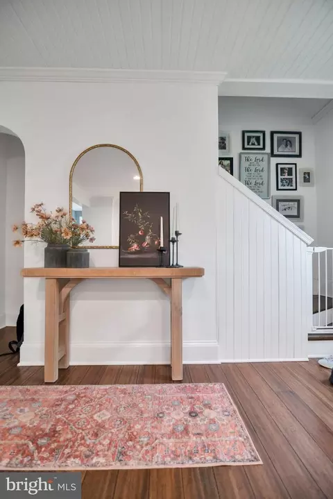 Entry Way - 1005 Francis Ave, Halethorpe, MD 21227 photo 6 of 16