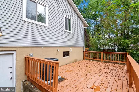 2705 Daisy Ave, Halethorpe, MD 21227 photo 39