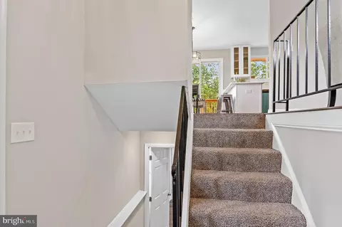 2705 Daisy Ave, Halethorpe, MD 21227 photo 4