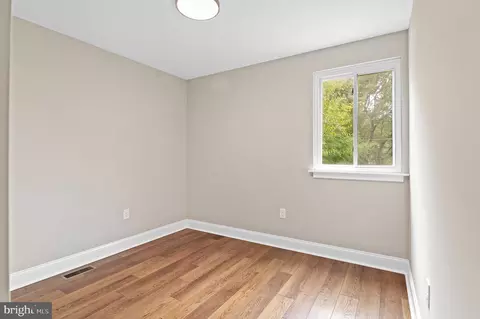 2705 Daisy Ave, Halethorpe, MD 21227 photo 24