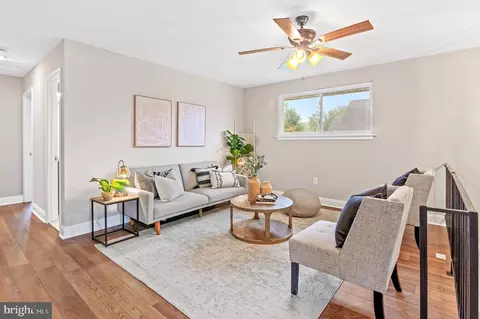 2705 Daisy Ave, Halethorpe, MD 21227 photo 9