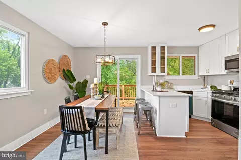 2705 Daisy Ave, Halethorpe, MD 21227 photo 11