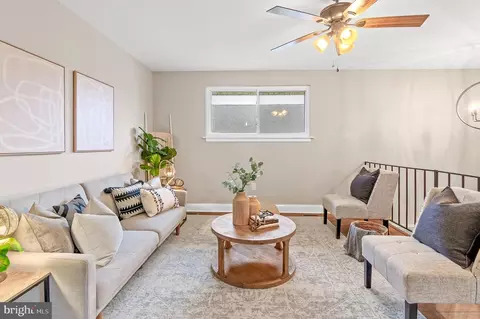 2705 Daisy Ave, Halethorpe, MD 21227 photo 7