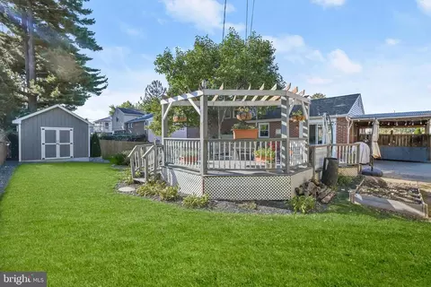 Exterior - 611 Wallerson Rd, Catonsville, MD 21228 photo 12 of 15