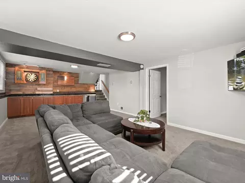 Living - 611 Wallerson Rd, Catonsville, MD 21228 photo 6 of 6