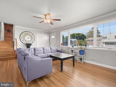 Living - 611 Wallerson Rd, Catonsville, MD 21228 photo 2 of 6