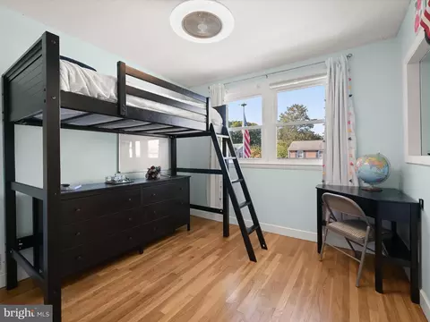 Bedroom - 611 Wallerson Rd, Catonsville, MD 21228 photo 4 of 7