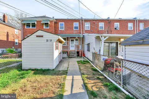 Exterior - 2816 Plainfield Rd, Dundalk, MD 21222 photo 3 of 4