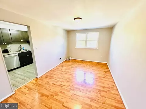 Living - 972 Regina Dr, Halethorpe, MD 21227 photo 3 of 3