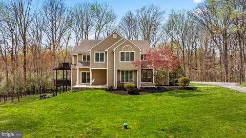12140 Woodsyde Ct, Owings Mills, MD 21117