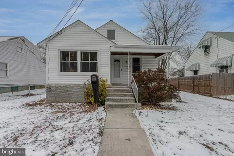 26 Pelczar, Essex, MD 21221