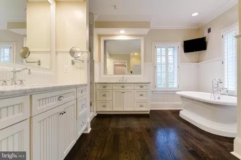 Bath - 12831 Stone Eagle Rd, Phoenix, MD 21131 photo 3 of 13