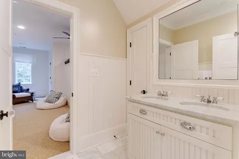 Bath - 12831 Stone Eagle Rd, Phoenix, MD 21131 photo 11 of 13