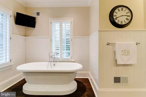 Bath - 12831 Stone Eagle Rd, Phoenix, MD 21131 photo 4 of 13