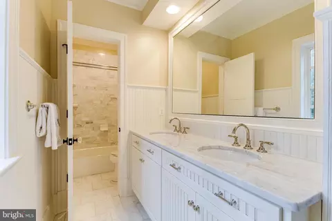 Bath - 12831 Stone Eagle Rd, Phoenix, MD 21131 photo 8 of 13