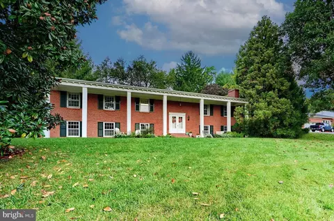 2304 Ravenview Rd, Lutherville Timonium, MD 21093