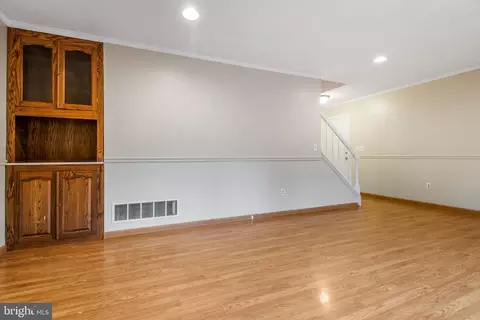 32 Bartley Ct, Nottingham, MD 21236 photo 4