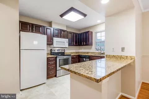 32 Bartley Ct, Nottingham, MD 21236 photo 10