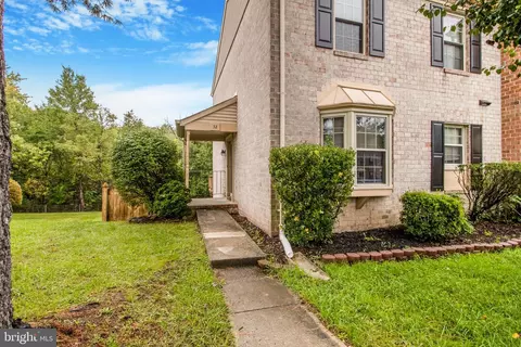 32 Bartley Ct, Nottingham, MD 21236