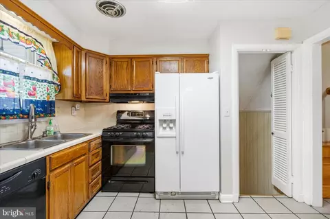 Kitchen - 8342 Merrymount Dr, Windsor Mill, MD 21244 photo 2 of 3