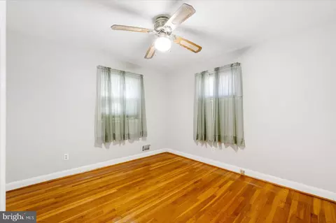 Bedroom - 8342 Merrymount Dr, Windsor Mill, MD 21244 photo 3 of 4