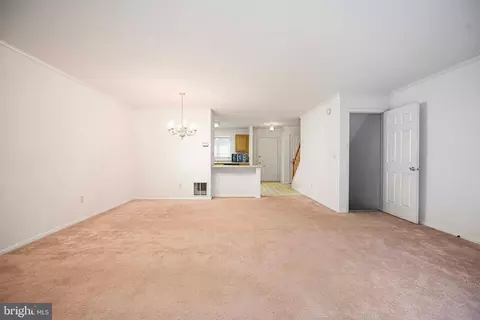 Living - 16 Campton Ct, Nottingham, MD 21236 photo 5 of 7