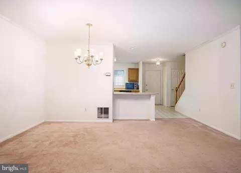 Living - 16 Campton Ct, Nottingham, MD 21236 photo 2 of 7