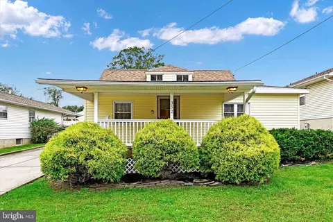 352 Stillwater Rd, Essex, MD 21221