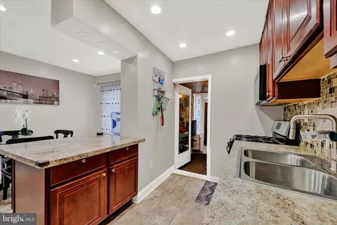 143 Riverthorn Rd, Middle River, MD 21220 photo 10