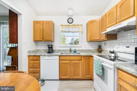 4415 Walnut Rd, Halethorpe, MD 21227 photo 14