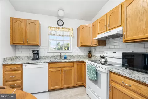 4415 Walnut Rd, Halethorpe, MD 21227 photo 15