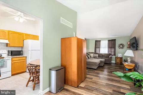 4415 Walnut Rd, Halethorpe, MD 21227 photo 11